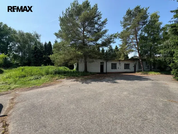 Prodej komerčního pozemku, Kunovice, Osvobození, 4428 m2