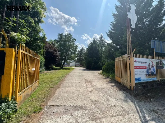 Prodej komerčního pozemku, Kunovice, Osvobození, 4428 m2