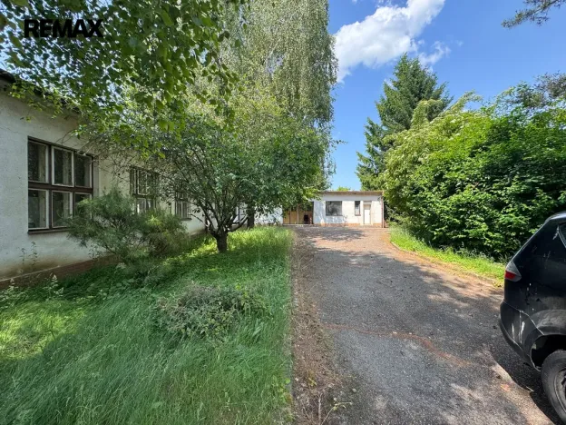 Prodej komerčního pozemku, Kunovice, Osvobození, 4428 m2