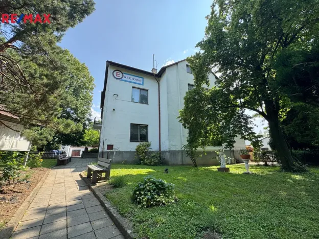 Prodej komerčního pozemku, Kunovice, Osvobození, 11035 m2