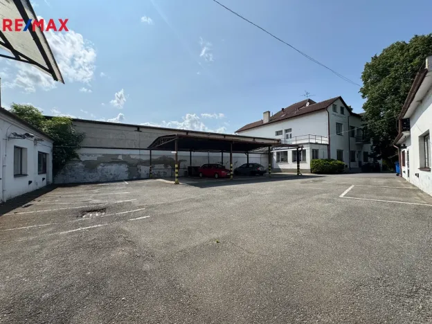 Prodej komerčního pozemku, Kunovice, Osvobození, 11035 m2