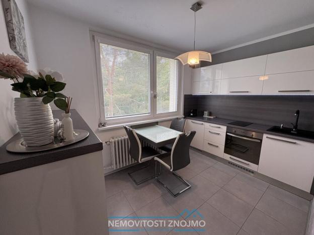 Pronájem bytu 1+1, Znojmo, Gagarinova, 33 m2