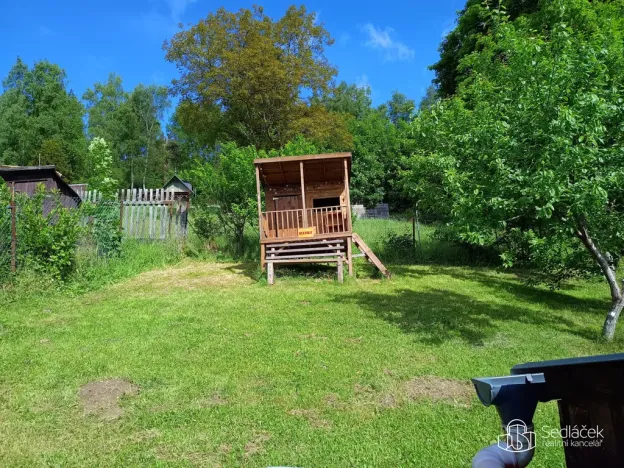 Prodej zahrady, Oloví, 619 m2