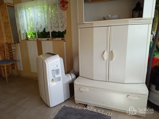 Prodej zahrady, Oloví, 619 m2