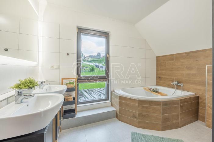 Prodej rodinného domu, Bystřice - Líšno, 129 m2