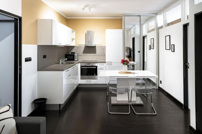 Pronájem bytu 3+kk, Praha - Karlín, Křižíkova, 76 m2