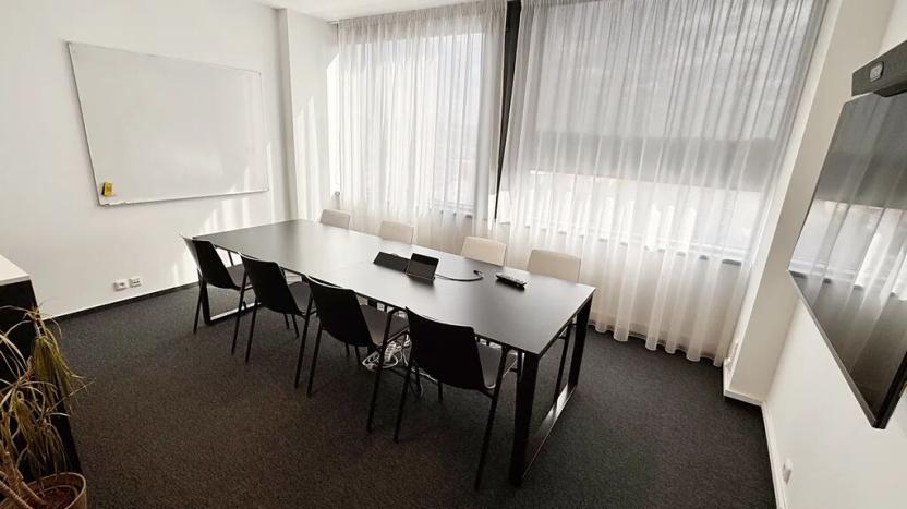 Pronájem kanceláře, Brno, Šumavská, 490 m2