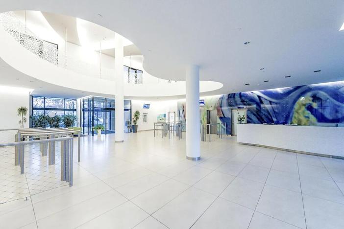 Pronájem kanceláře, Praha - Libeň, Českomoravská, 1638 m2