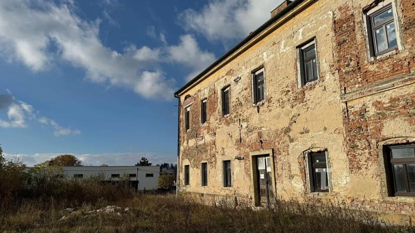 Prodej činžovního domu, Žďárná, 700 m2