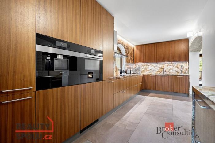 Prodej rodinného domu, Nejdek - Bernov, 231 m2