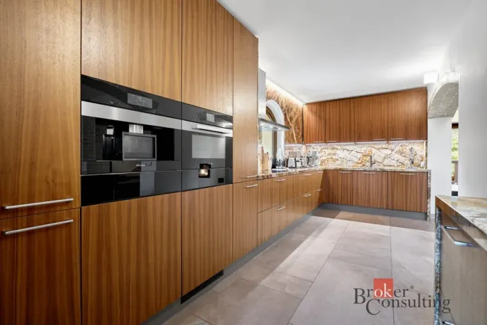 Prodej rodinného domu, Nejdek - Bernov, 231 m2