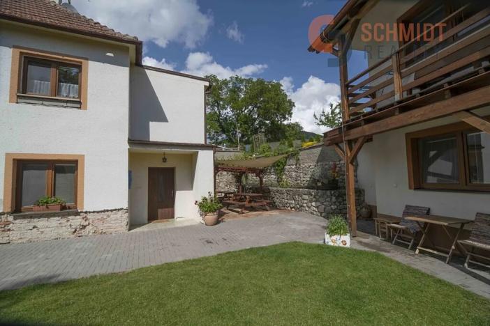 Prodej rodinného domu, Bavory, 848 m2