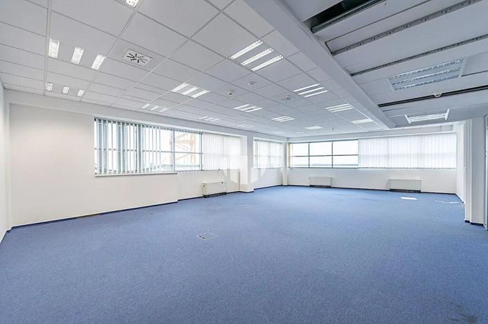 Pronájem kanceláře, Praha - Nusle, Doudlebská, 883 m2