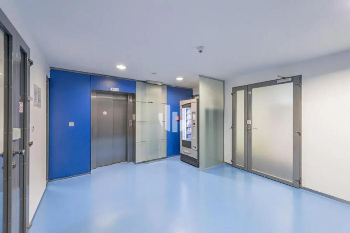 Pronájem kanceláře, Praha - Nusle, Doudlebská, 956 m2