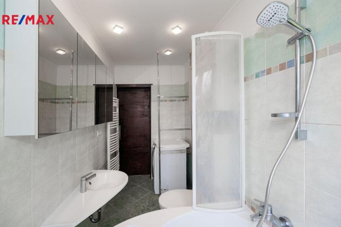 Prodej bytu 4+1, Karlovy Vary, Sládkova, 123 m2