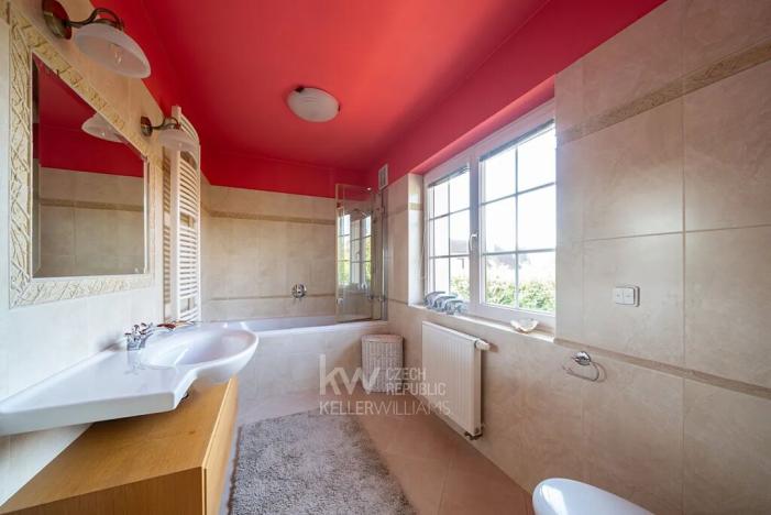 Prodej rodinného domu, Horoměřice, Za Špejcharem, 458 m2