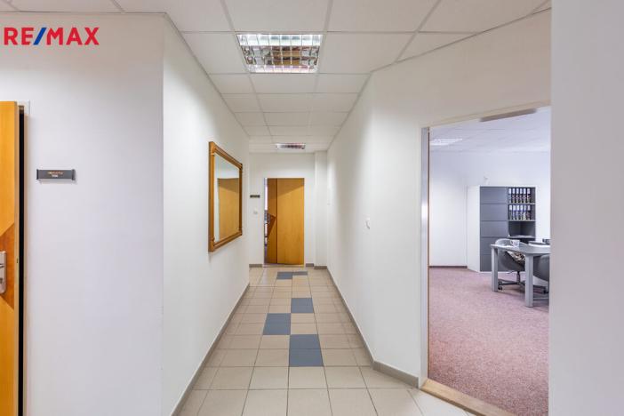 Pronájem kanceláře, Litvínov - Horní Litvínov, Rooseveltova, 987 m2