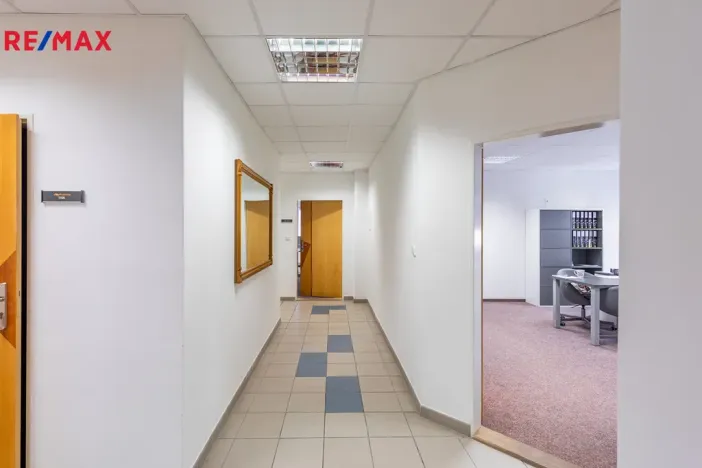 Pronájem kanceláře, Litvínov - Horní Litvínov, Rooseveltova, 310 m2