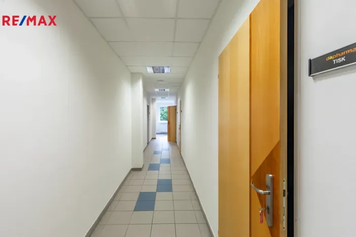 Pronájem kanceláře, Litvínov - Horní Litvínov, Rooseveltova, 310 m2