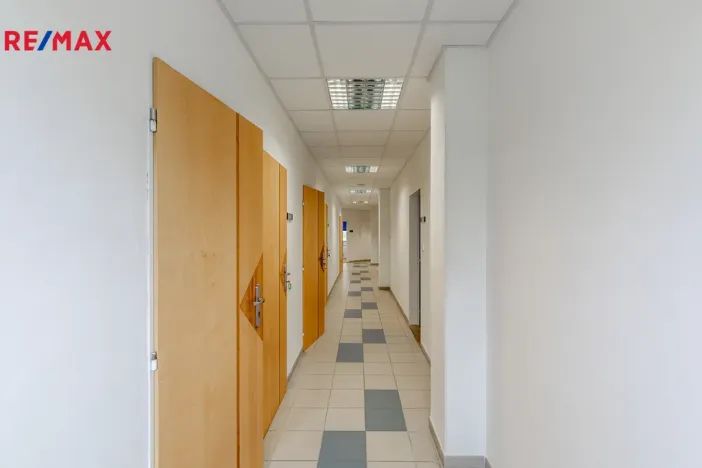 Pronájem kanceláře, Litvínov - Horní Litvínov, Rooseveltova, 310 m2