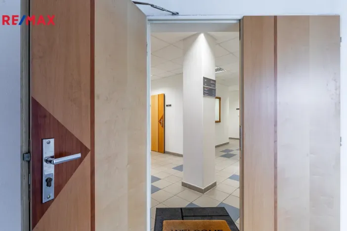 Pronájem kanceláře, Litvínov - Horní Litvínov, Rooseveltova, 310 m2