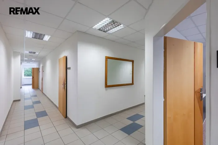 Pronájem kanceláře, Litvínov - Horní Litvínov, Rooseveltova, 310 m2