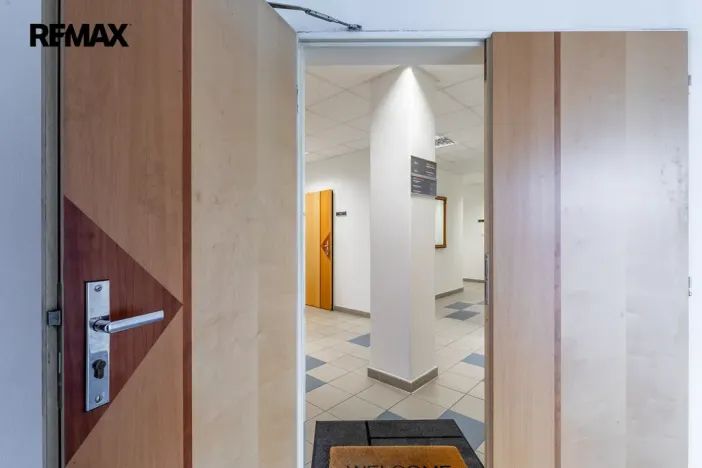 Pronájem kanceláře, Litvínov - Horní Litvínov, Rooseveltova, 310 m2