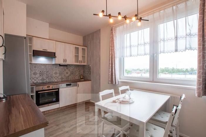 Pronájem bytu 2+kk, Praha - Dolní Měcholupy, Kryšpínova, 57 m2