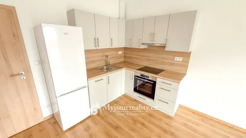 Pronájem bytu 2+kk, Znojmo, Vrbkova, 47 m2