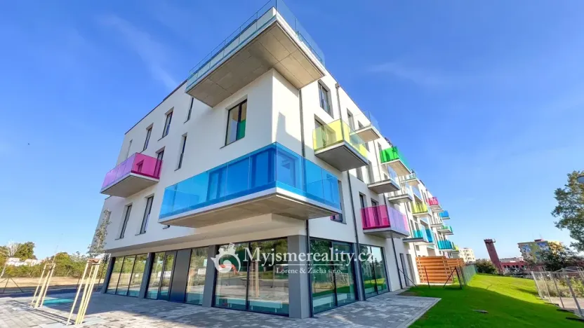 Pronájem bytu 2+kk, Znojmo, Vrbkova, 47 m2