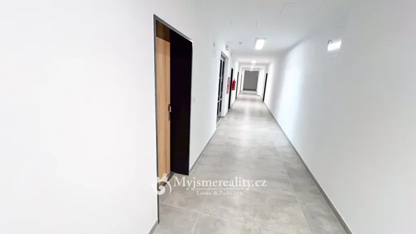 Pronájem bytu 2+kk, Znojmo, Vrbkova, 47 m2