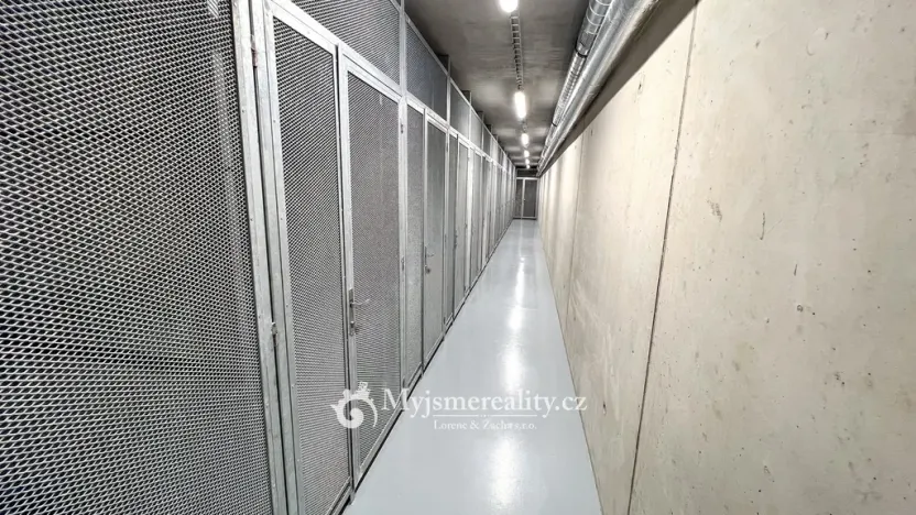 Pronájem bytu 2+kk, Znojmo, Vrbkova, 47 m2