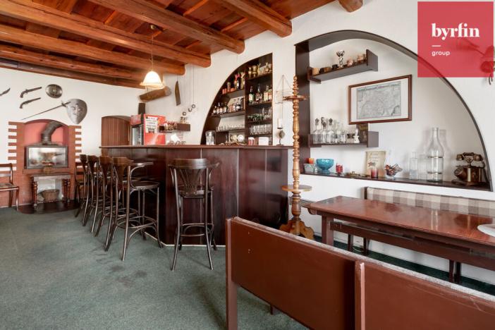 Prodej restaurace, Budišov nad Budišovkou, náměstí Republiky, 510 m2