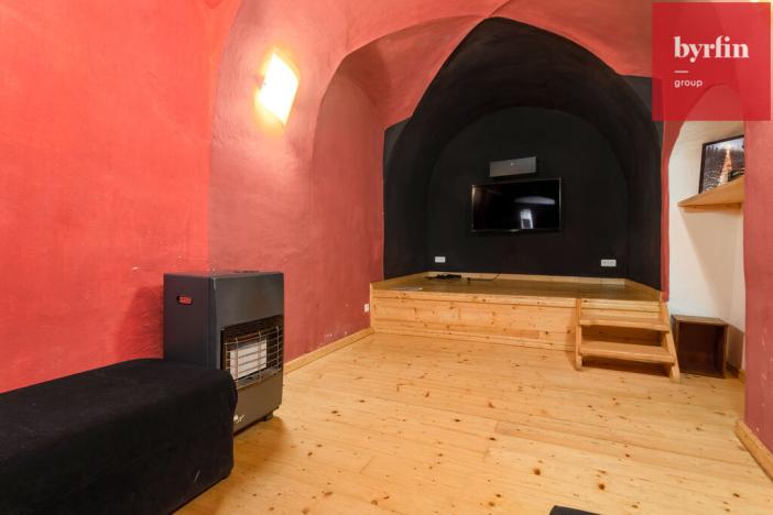 Prodej restaurace, Budišov nad Budišovkou, náměstí Republiky, 510 m2