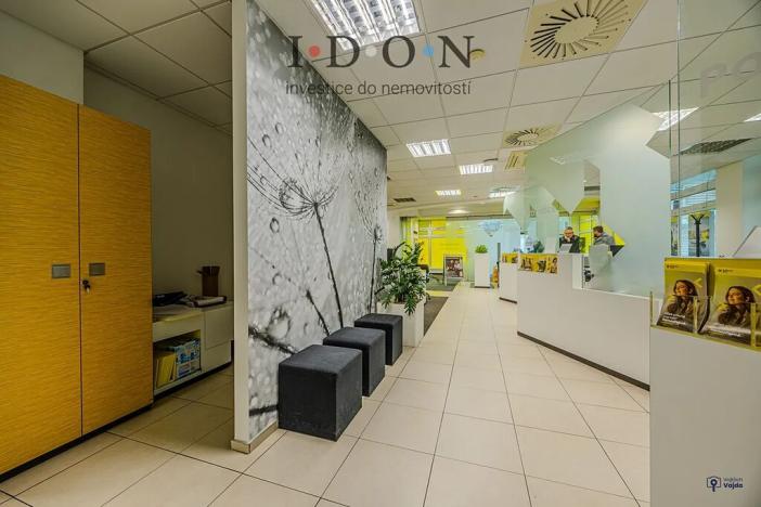 Prodej obchodního prostoru, Opava, Horní náměstí, 634 m2