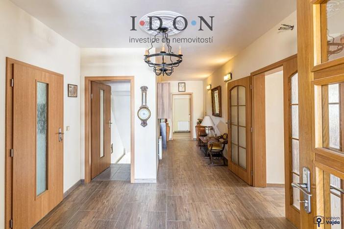 Prodej komerční nemovitosti, Třinec, 650 m2