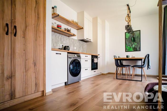 Prodej bytu 2+kk, Černý Důl, 47 m2