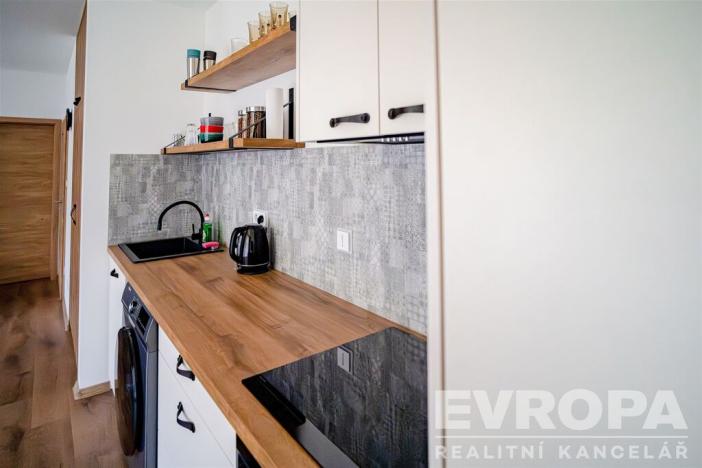 Prodej bytu 2+kk, Černý Důl, 47 m2