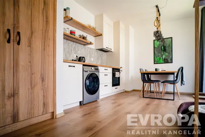 Prodej bytu 2+kk, Černý Důl, 47 m2