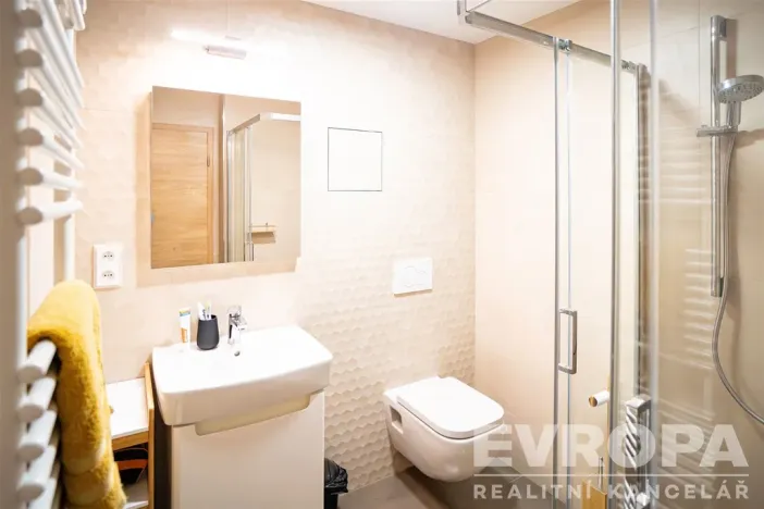 Prodej bytu 2+kk, Černý Důl, 47 m2