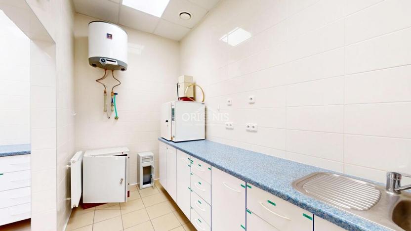 Pronájem obchodního prostoru, Hora Svatého Šebestiána, 72 m2