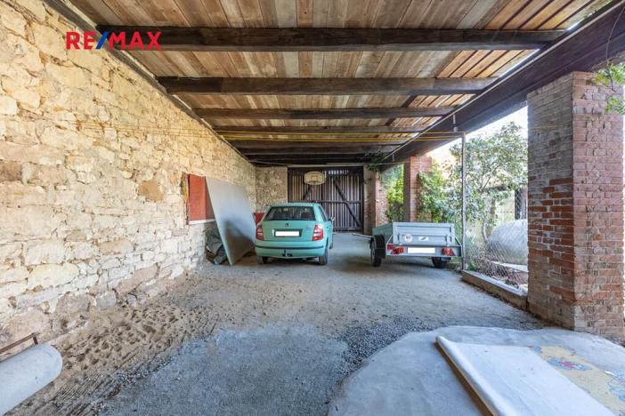 Prodej vícegeneračního domu, Obora, 900 m2