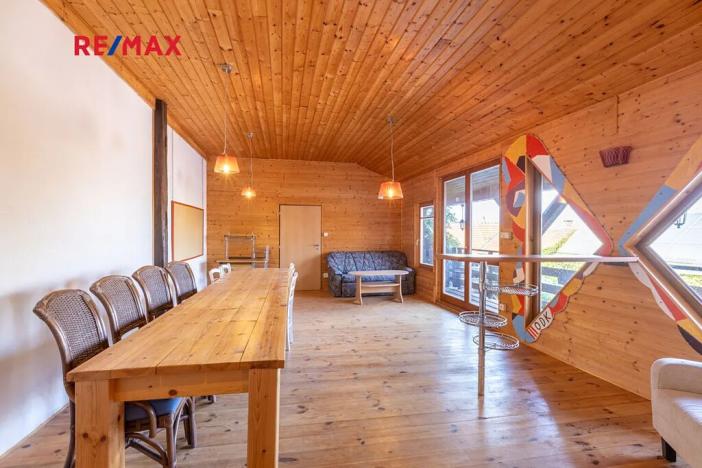 Prodej apartmánu, Obora, 900 m2