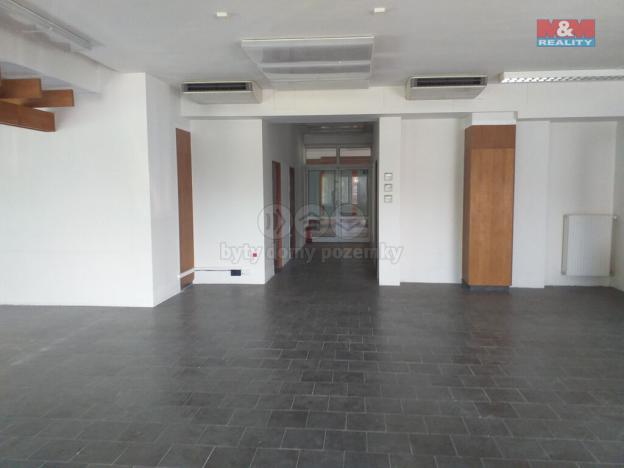 Pronájem kanceláře, Brno - Lesná, Slavíčkova, 188 m2