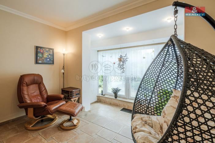 Prodej rodinného domu, Týnec nad Labem - Vinařice, 300 m2