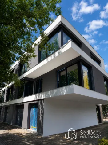 Prodej bytu 2+kk, Praha - Modřany, Na Cikorce, 48 m2