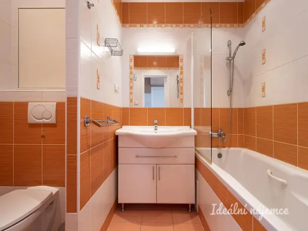 Pronájem bytu 3+1, Praha - Modřany, Poljanovova, 62 m2