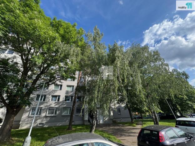 Pronájem bytu 1+1, Praha - Hloubětín, Kukelská, 43 m2