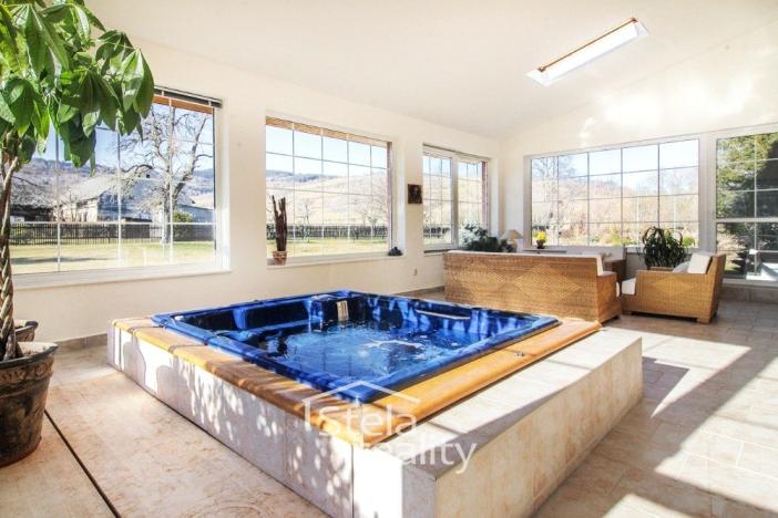 Prodej rodinného domu, Jindřichov, 321 m2