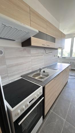 Pronájem bytu 2+1, Děčín - Děčín VI-Letná, 70 m2